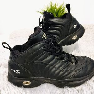Reebok Sneakers